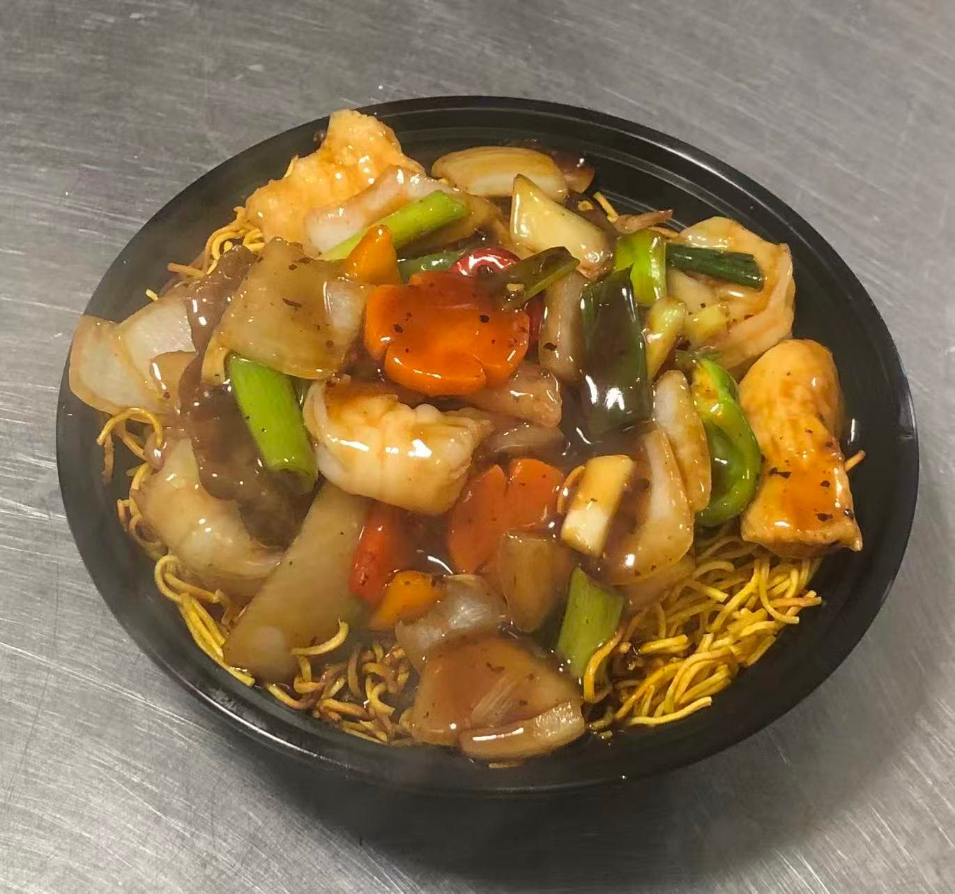 Crispy Noodles in Black Bean Sauce 燙底面