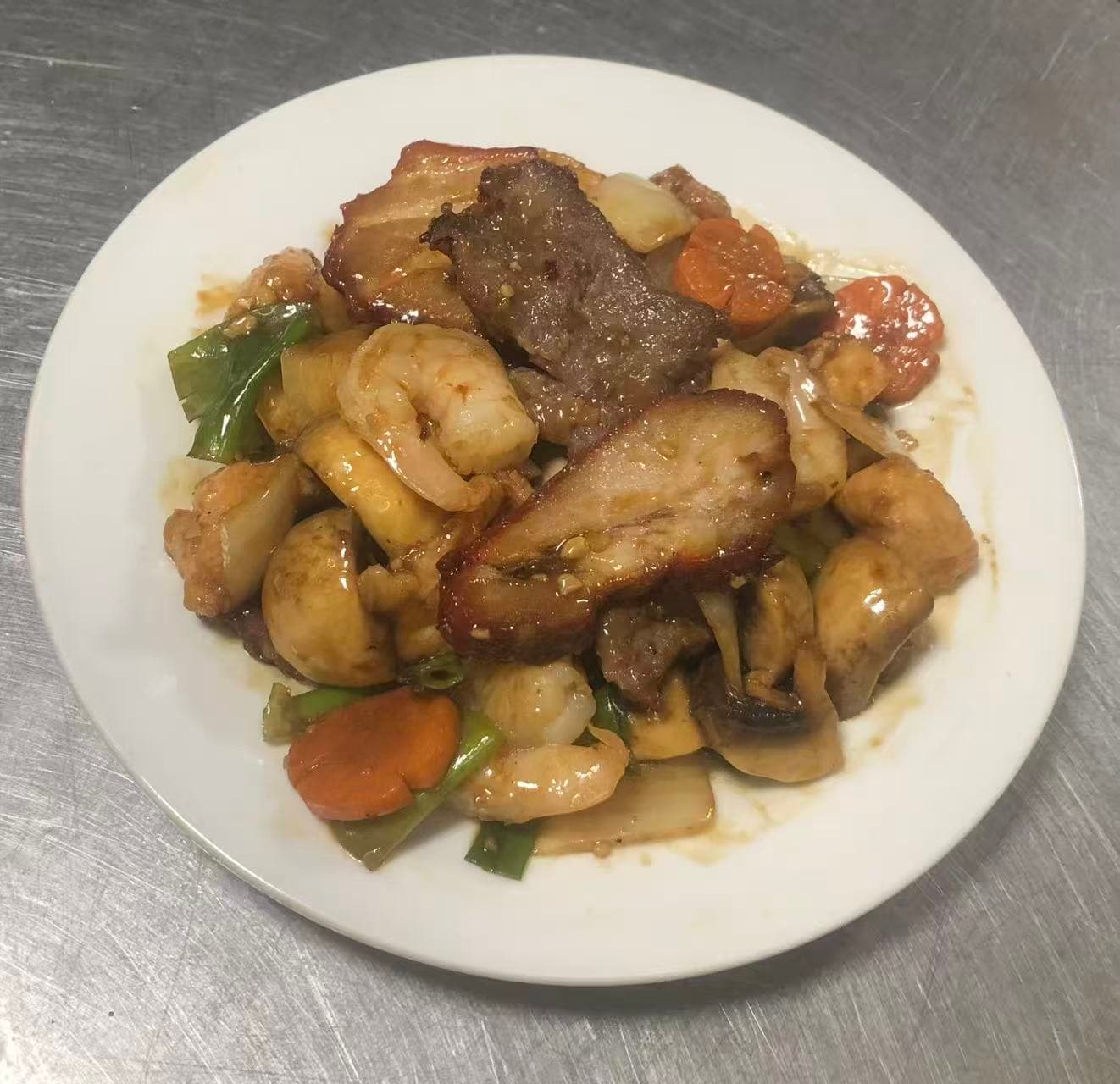 Special (Mixed Meats with King Prawns) 招牌蘑菇